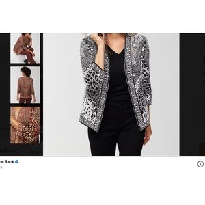 Chicos Black & White print sweater. Size M ( Chicos 1). Light use